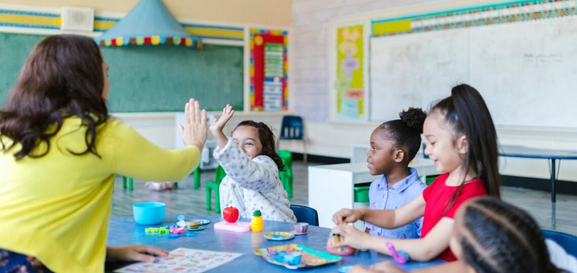 Empatia w praktyce - narzędzia do zrozumienia uczuć