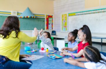 Empatia w praktyce - narzędzia do zrozumienia uczuć