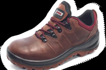 Buty robocze z blachą - na co zwrócić uwagę przed zakupem?