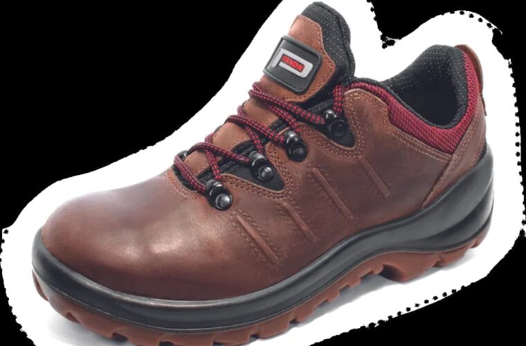 Buty robocze z blachą - na co zwrócić uwagę przed zakupem?